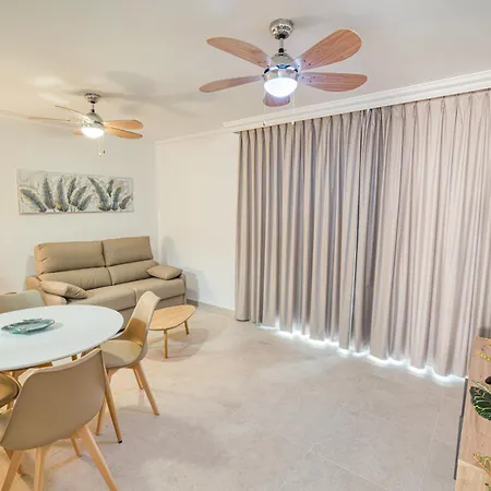 213 Seres Arona (Tenerife)