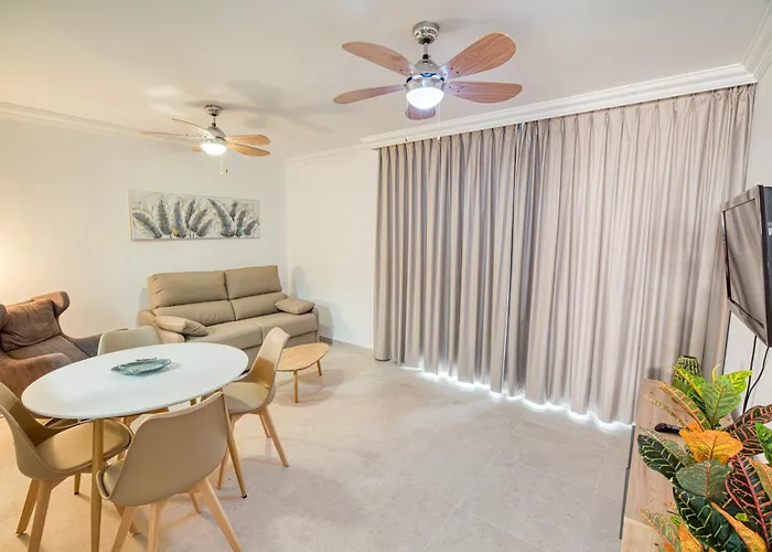 213 Seres Арона